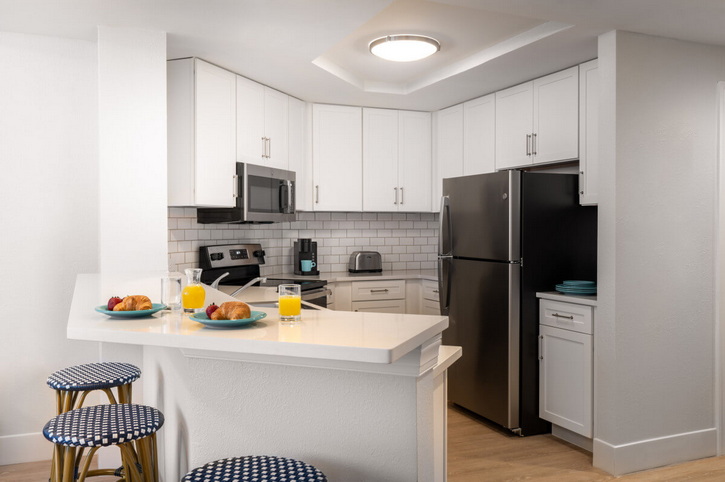 Kitchen, White Sand Villas, Pink Shell Beach Resort & Marina, Fort Myers Beach, Florida