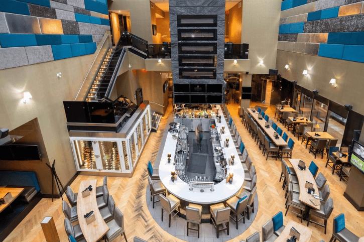 Sandman Signature Edmonton Downtown Hotel Restaurant