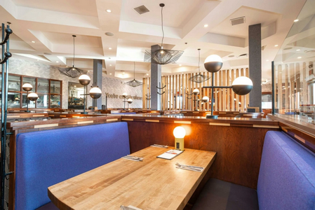 Moxies Restaurant, Sandman Hotel Red Deer