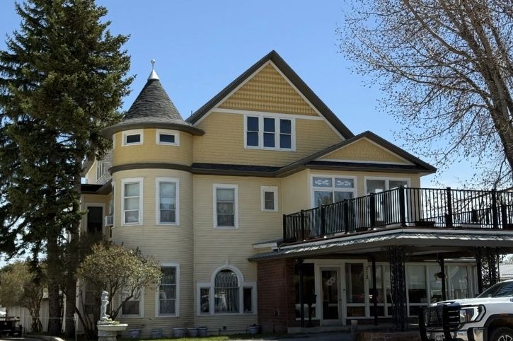 The Boho Buffalo Inn