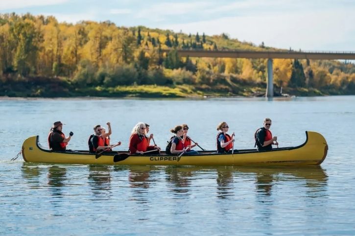 Canoeing, Metis Crossing