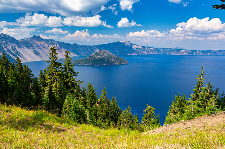Rim view of Crater Lake National Park, Oregon, America