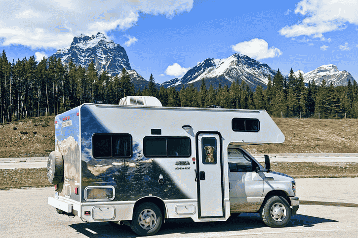 Cruise Canada Motorhome C21 compact