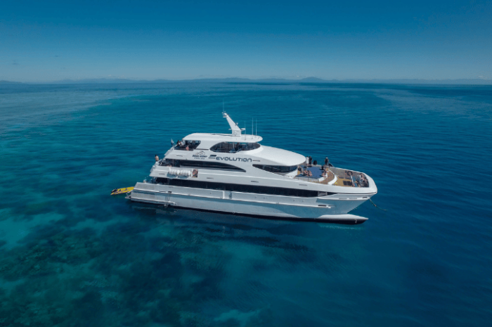 Down Under Cruise and Dive - Evolution superyacht