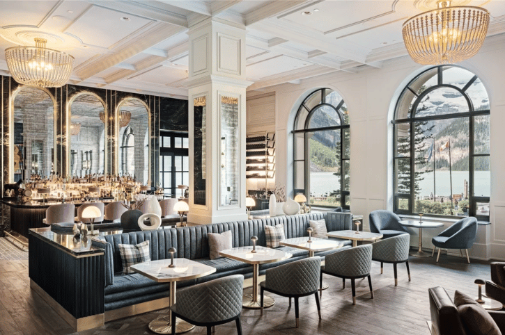 Fairmont Chateau Lake Louise, Fairmont Bar and Restaurant
