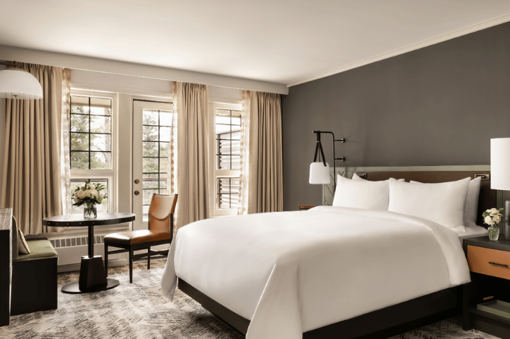 Fairmont Jasper Park Lodge, main lodge deluxe room