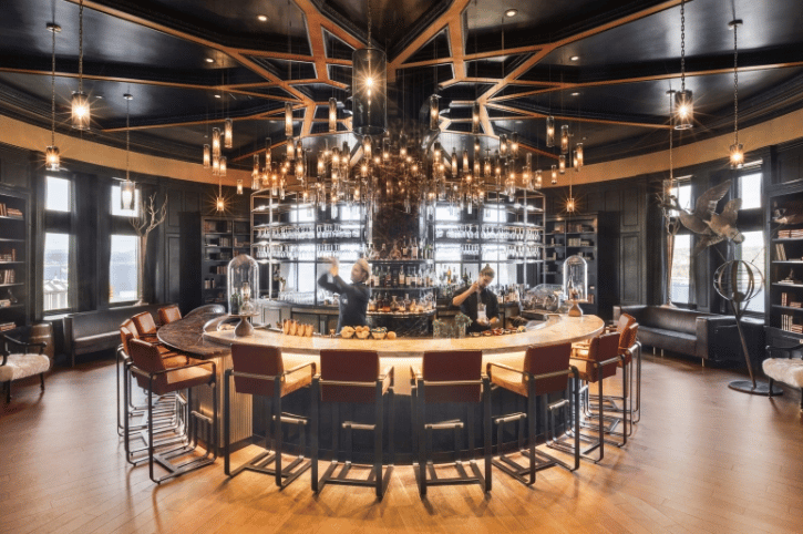 Fairmont Le Chateau Frontenac, quebec - bar
