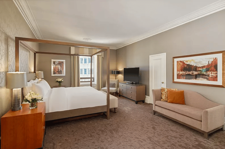 Fairmont Palliser - Heritage Suite One Bed King
