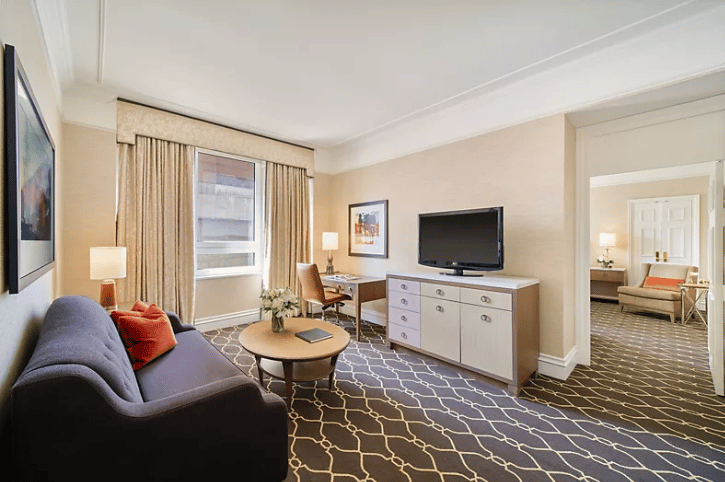 Fairmont Palliser - One Bedroom Suite King