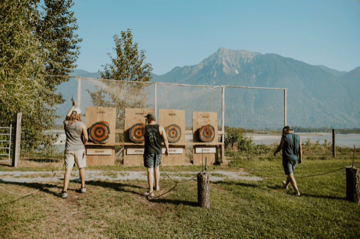 Fraser River Lodge Axe Throwing