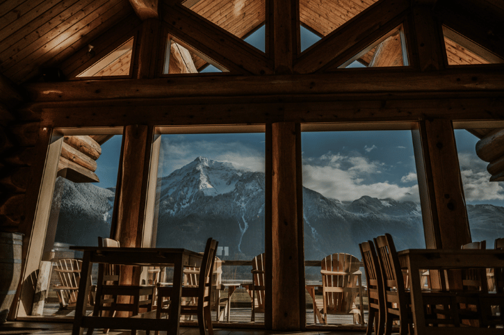 Fraser River Lodge Dining Room Mountain Views