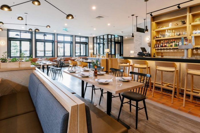 Dining, Elk + Avenue Hotel, Banff, Canada