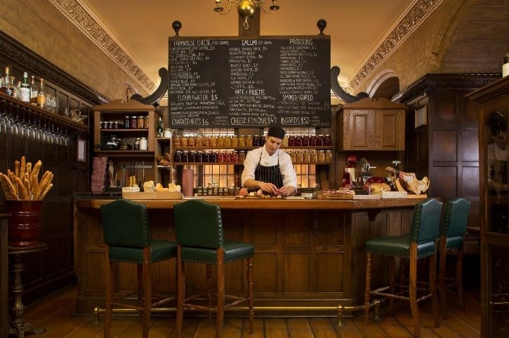 Grapes Bar, Fairmont Banff Springs