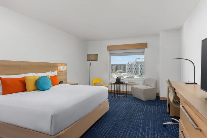 Guest Rooms, The Art Hotel Denver, Colorado