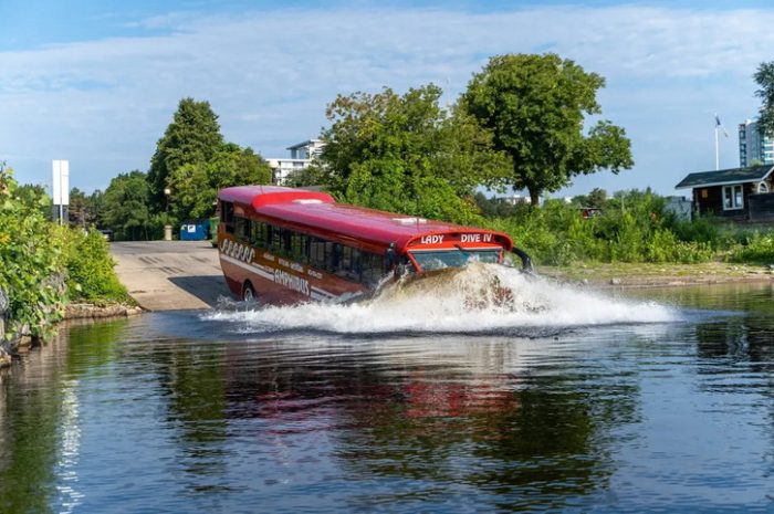 Lady Dive Amphibus Tour, Ottawa, Canada