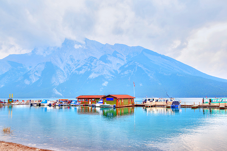 Lake Minnewanka, Banff