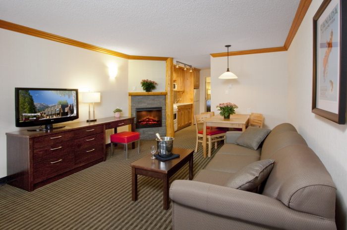 Deluxe Kitchenette, Marmot Lodge Jasper
