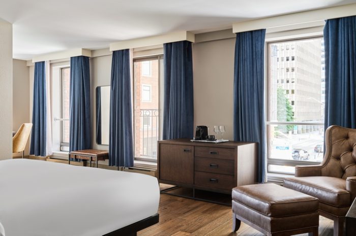 Room, Metcalfe Hotel, Ottawa, Canada
