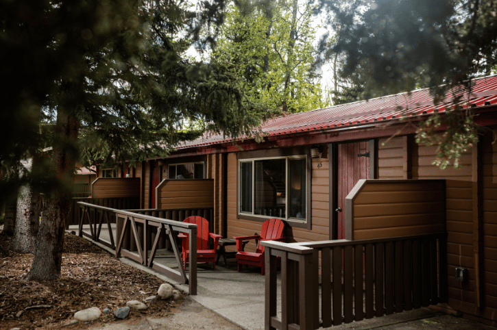 Miette Mountain Cabins, Jaspar - exterior