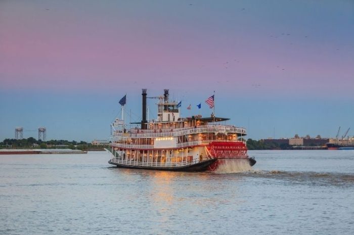 Paddle Steamer on the Mississippi River, New Orleans