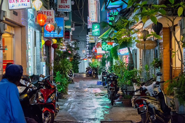 Narrow street, Saigon