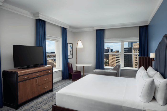Skirvin Oklahoma City - One King Bed Deluxe (high floor_view)