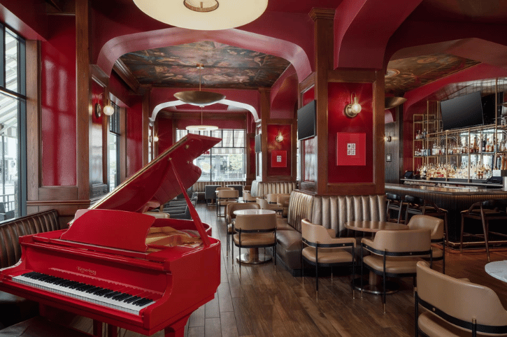 Skirvin Oklahoma City - red piano lounge entrance