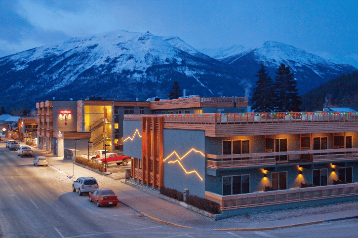 The Crimson Hotel, Jasper - exterior at night