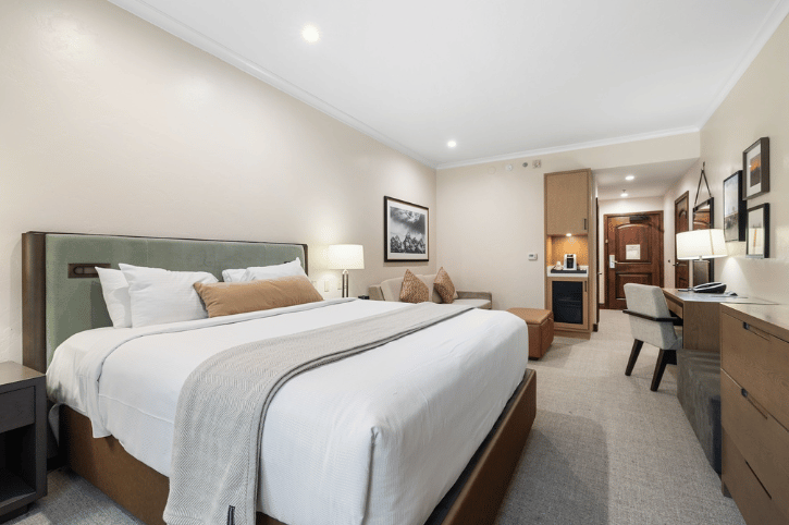 The Lodge at Jackson Hole Premier King Room