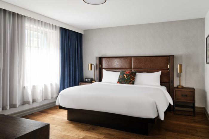 Room, Metcalfe Hotel, Ottawa, Canada