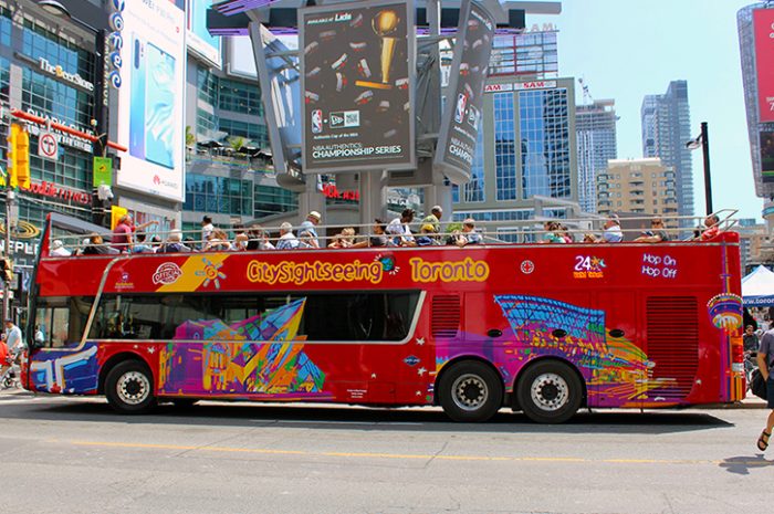 Toronto Hop-on Hop-off sightseeing bus tour