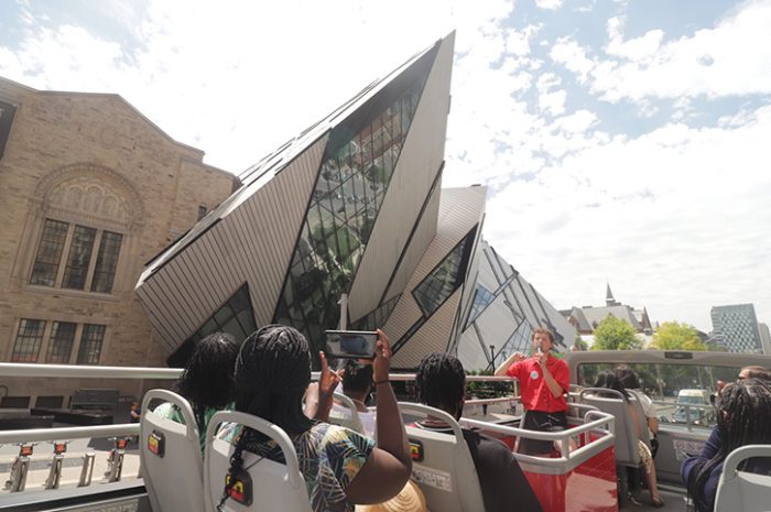 Toronto Hop-on Hop-off sightseeing bus tour