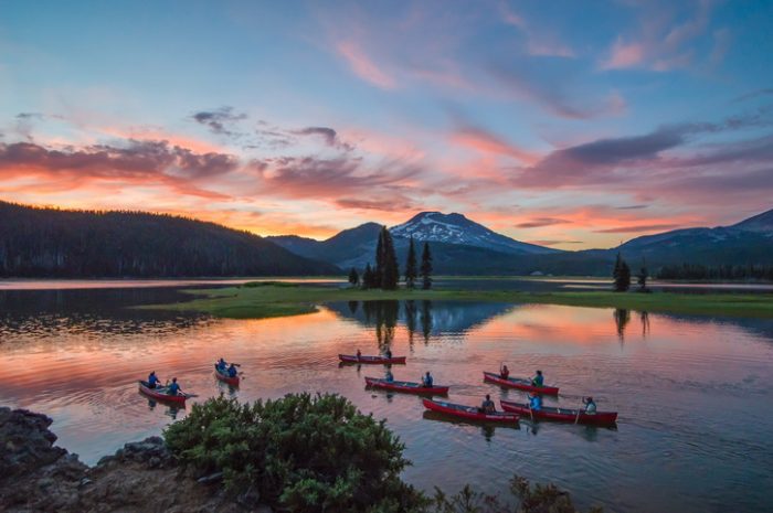 Cascade Lakes Canoe Tour, Oregon, America