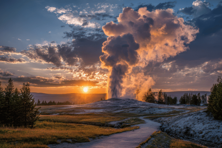 Yellowstone National Park, Old Faithful Geyser