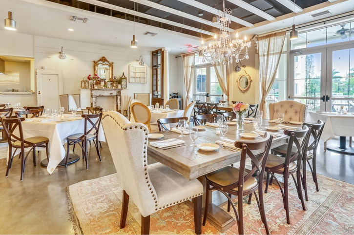 Dining, Waterline Villas & Marina, Anna Maria Island, Florida
