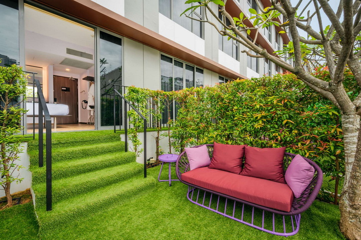 Balcony, Mercure Singapore Tyrwhitt