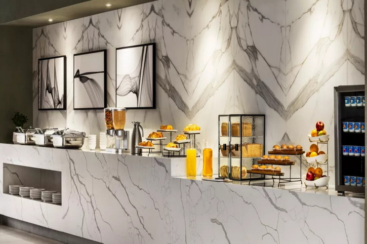 Breakfast Bar, Crowne Plaza Saint John, New Brunswick, Canada
