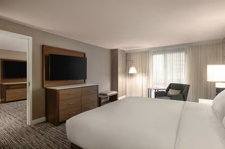 1 Bedroom Suite, Bedroom, Hilton Tampa Downtown, Florida